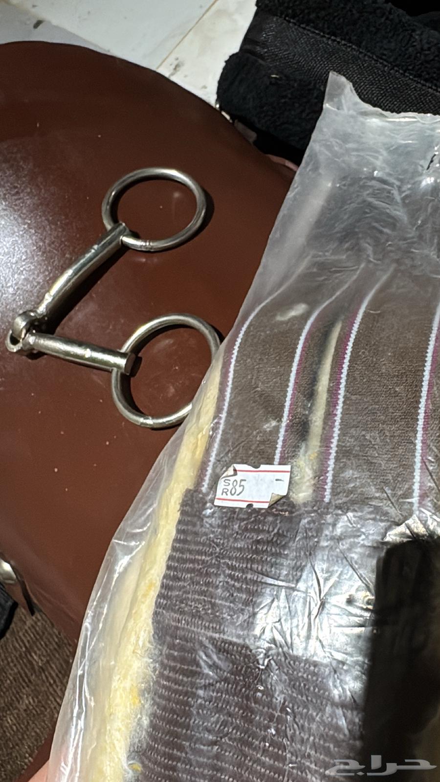 New leather saddle with cushion, never used64141933335170114