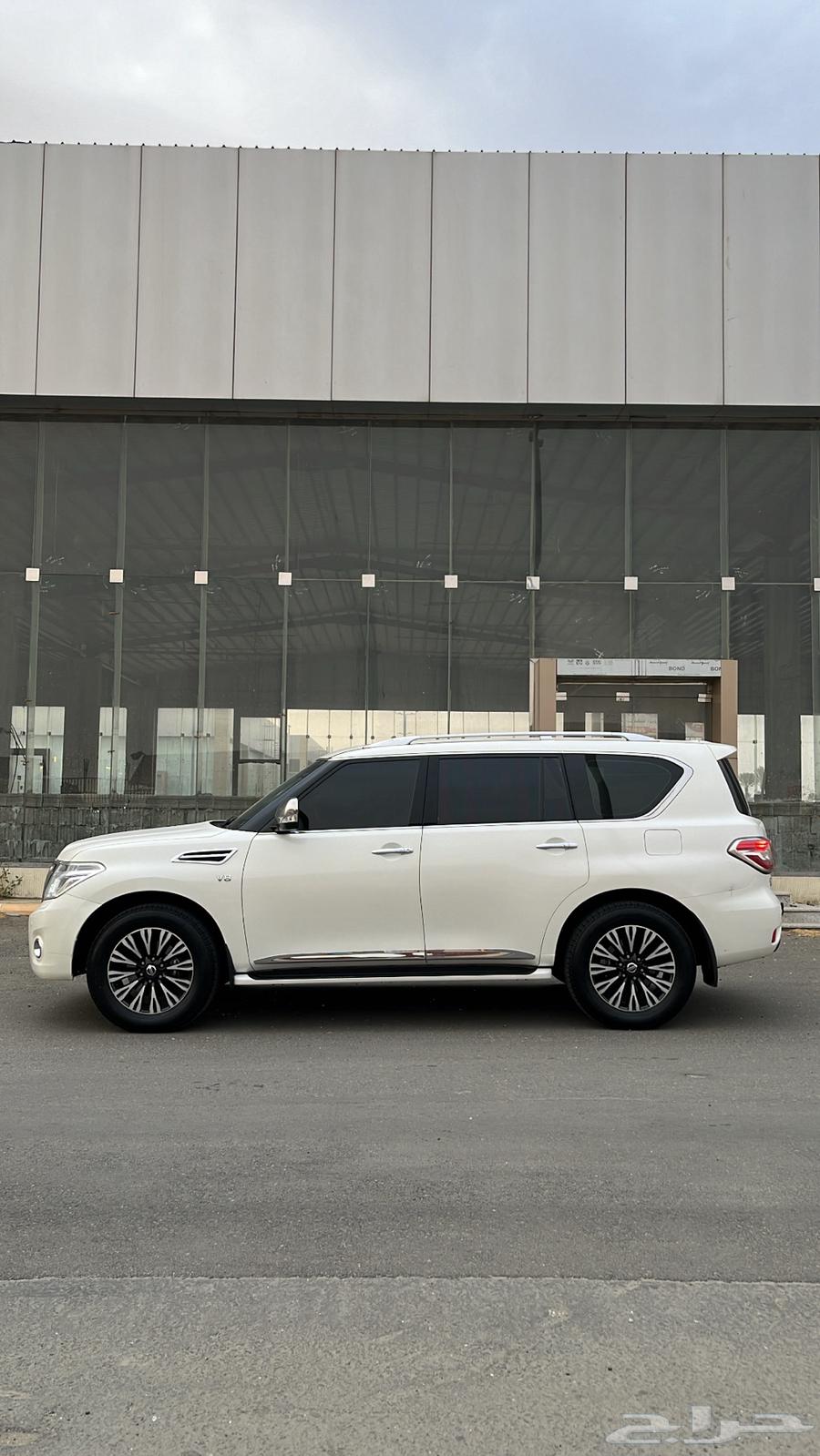 Patrol Titanium 2017 Large Engine64370064036739113