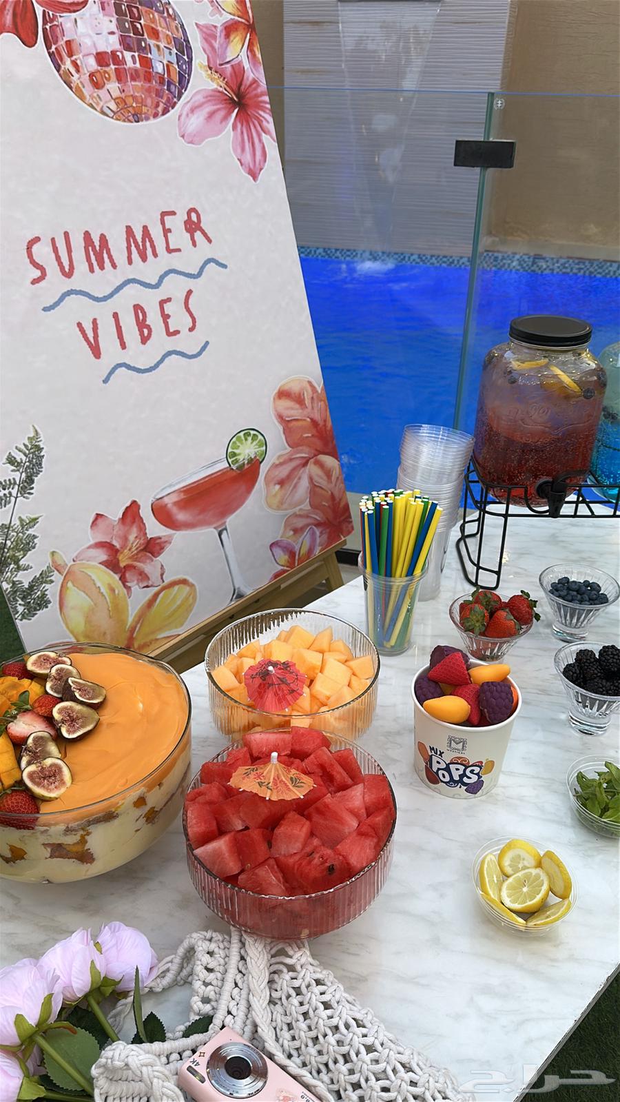 للبيع لوحه ثيم لشاليه بالنقليزي مكتوب اجواء صيفيه64360420358913111