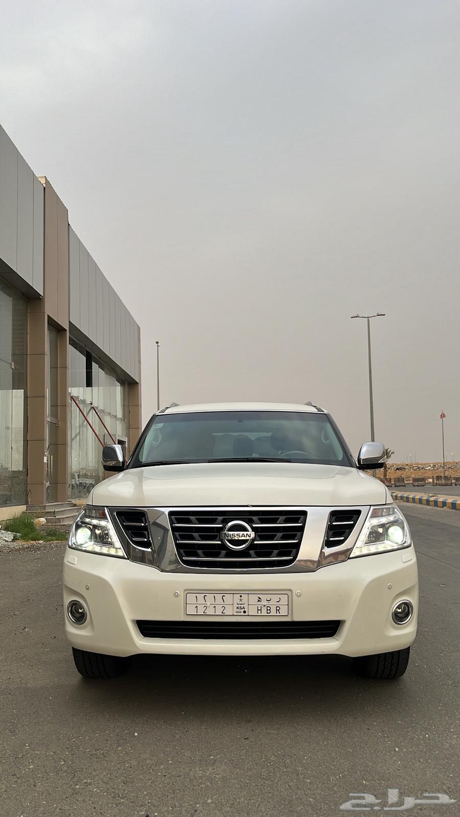 Patrol Titanium 2017 Large Engine64370064036739111