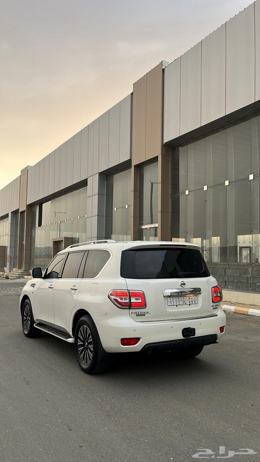 Patrol Titanium 2017 Large Engine64370064036739112