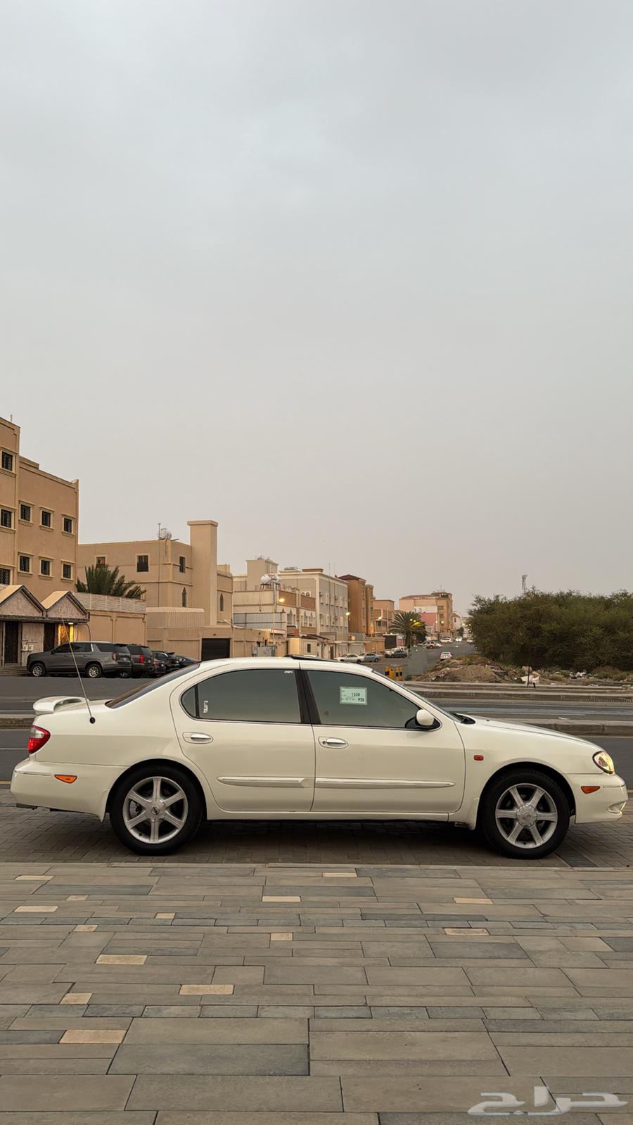 ((Maxima)) Full body kit, complete white pearl paint, will accept suitable offer))64372229296899110