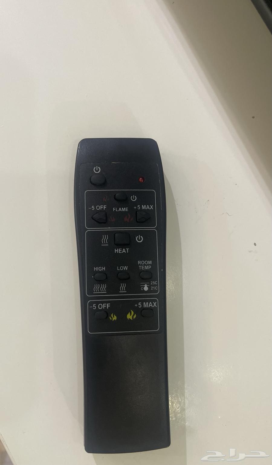 طاولة تلفزيون مع مدفئة64145772477571112