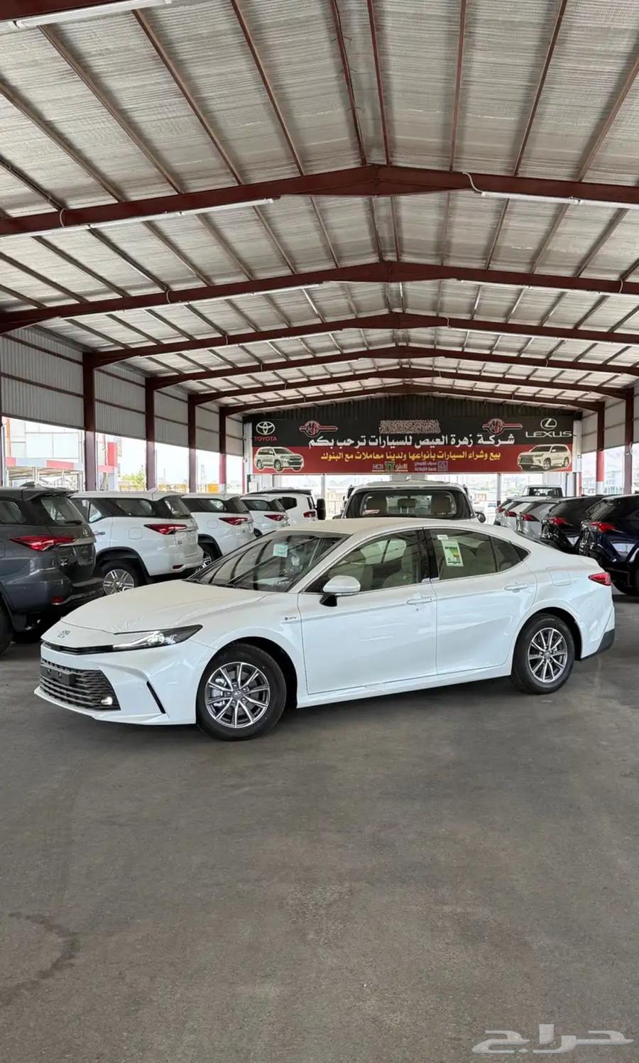 تويوتا كامري Eهايبرد 2025 كاش ونظام الدفعتين64368075979267111