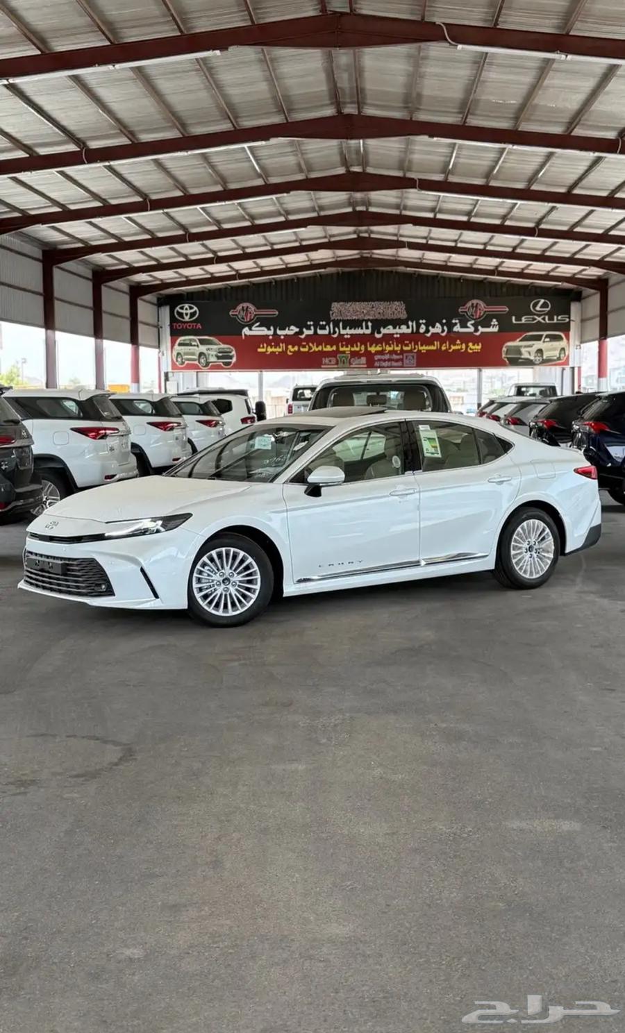 تويوتا كامري LEبنزين 2025 كاش وتقسيط64368003002626111