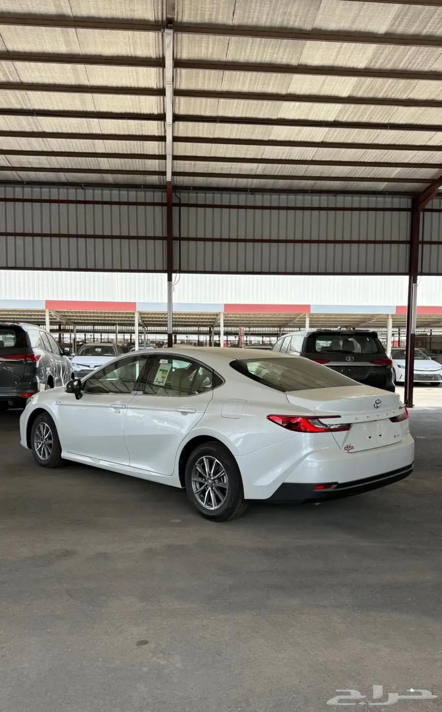 تويوتا كامري Eهايبرد 2025 كاش ونظام الدفعتين64368075979267114