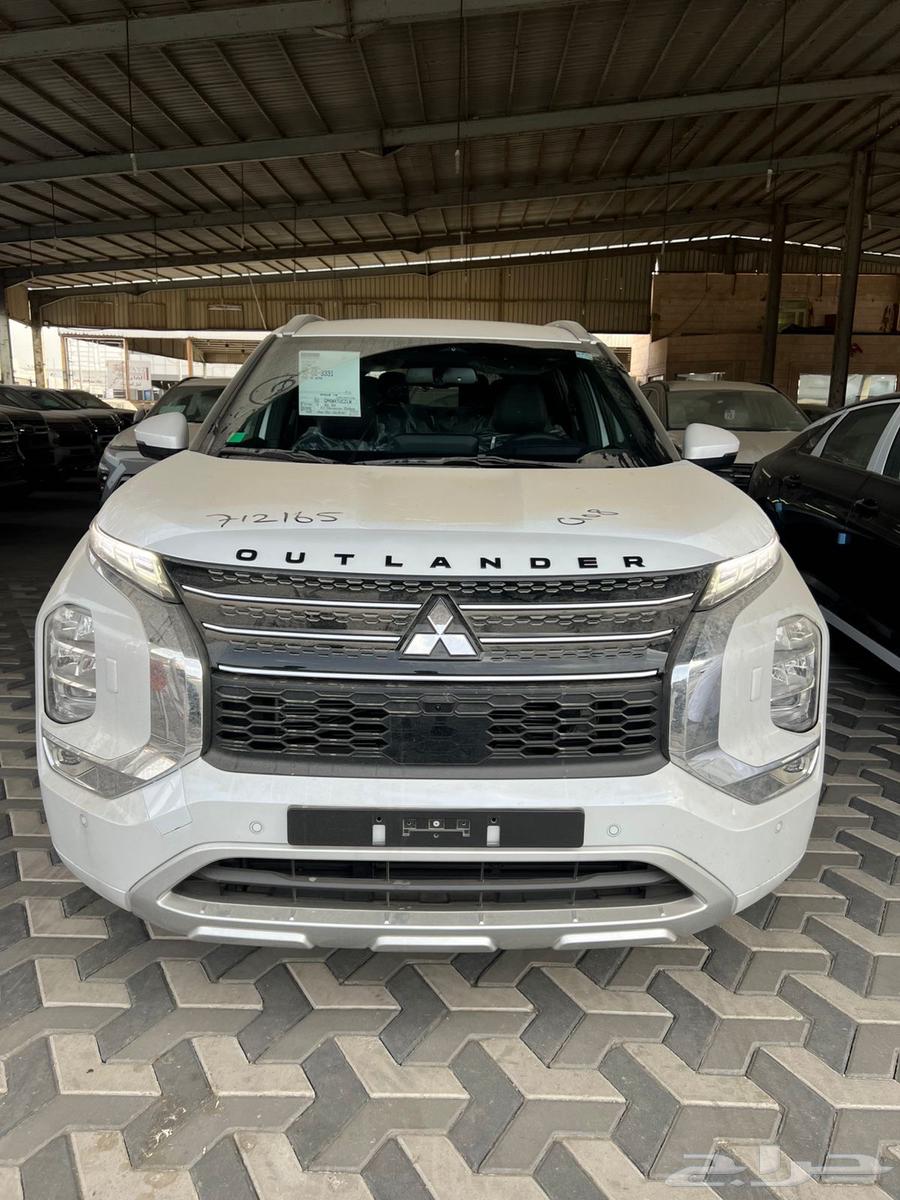 متسوبيشي اوتلاندر 2025 بريميوم بالنقد والتقسيط64369981438467111