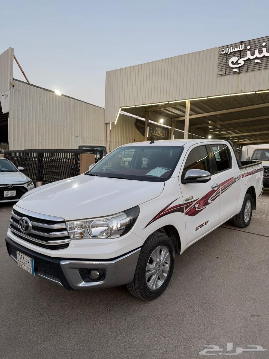 تويوتا هايلوكس2016بنزين بدون دبل قير عايدي سعودي عداد45 الف64369528194561110