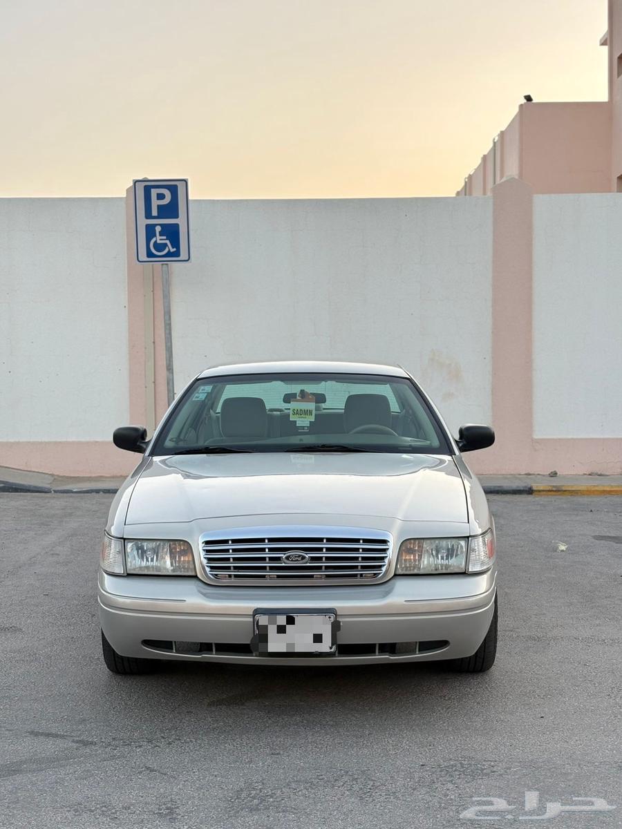 فورد فكتوريا64366145213698113