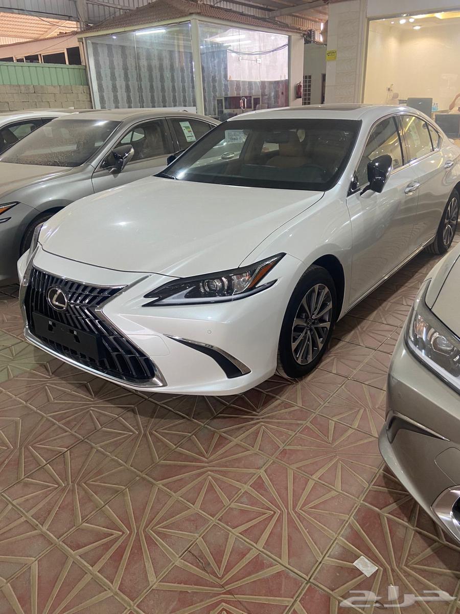 لكزس ES350 CA موديل 2025 خليجي لدي معرض السلامه64368936987394110