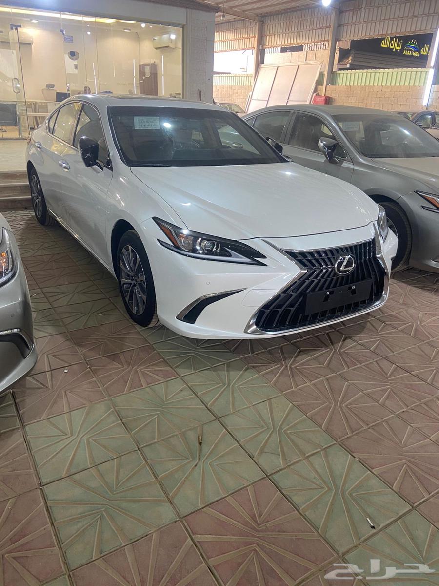 لكزس ES350 CA موديل 2025 خليجي لدي معرض السلامه64368936987394112