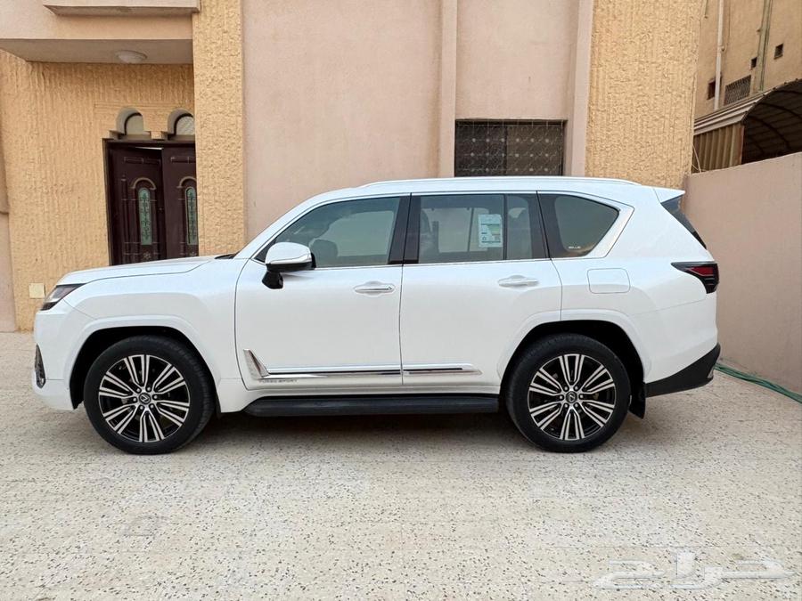 لكزس 2023 بي بي64370669280897112