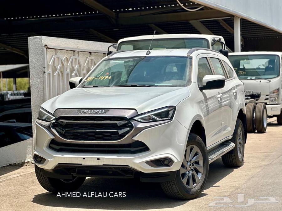 Isuzu MUX Full Option Double 2024 (Sales Consultant for Installment)64361562776450111