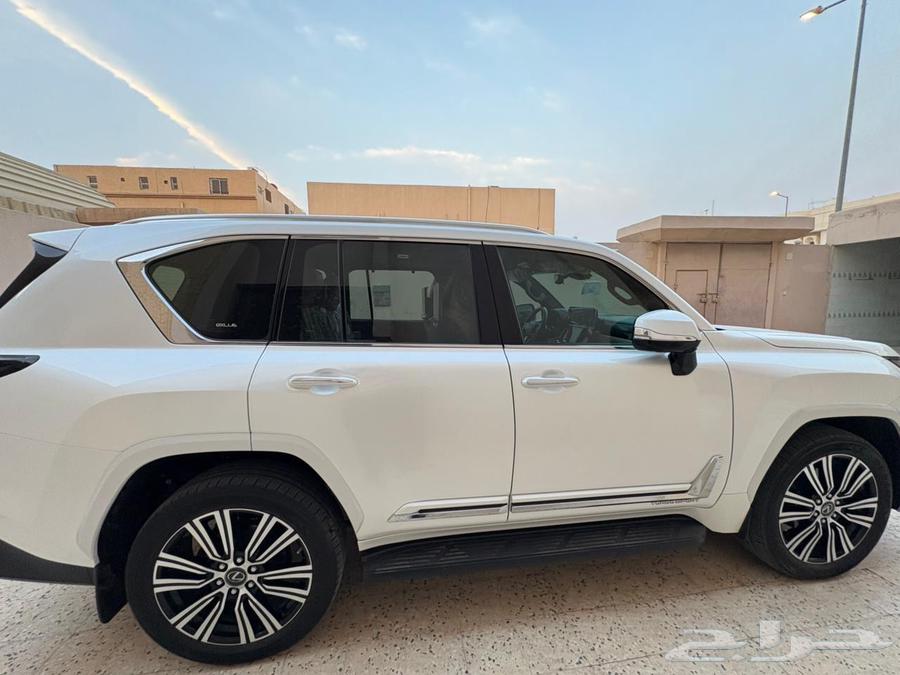 لكزس 2023 بي بي64370669280897114