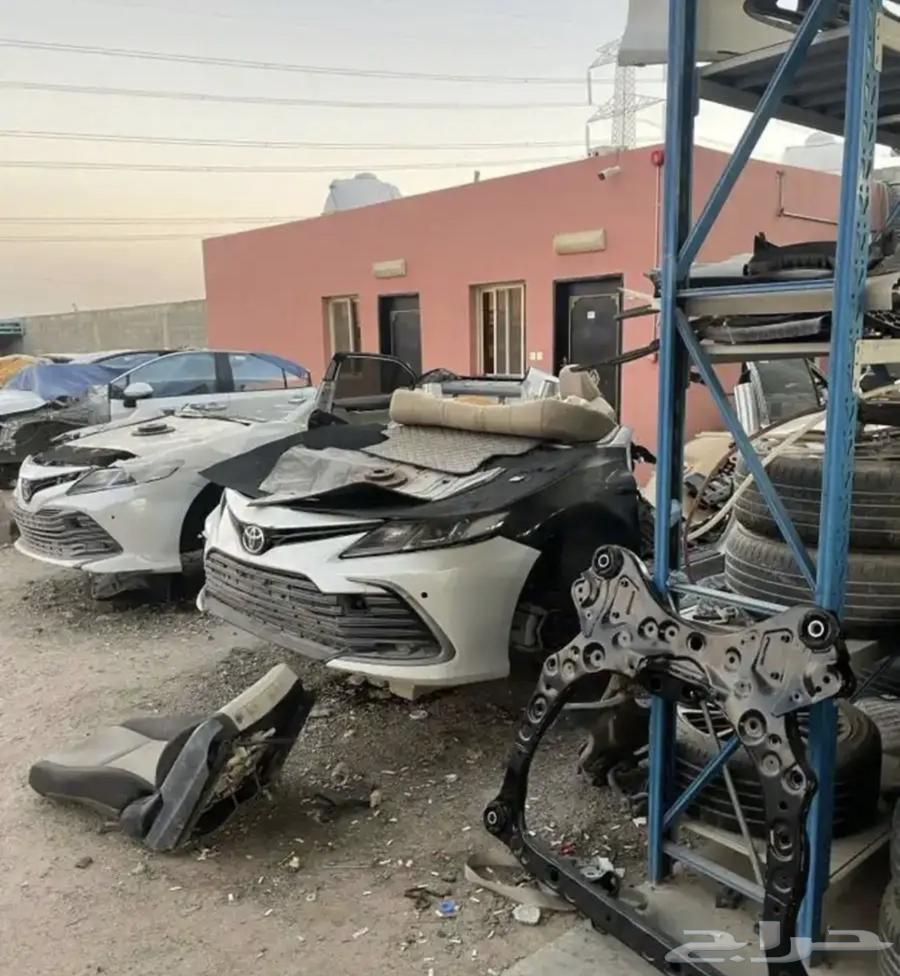 قطع كامري اصلية وكالة64371613982594111