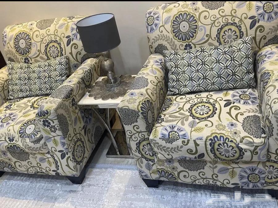 2 very clean sofa chairs from The Factory64141531982593111
