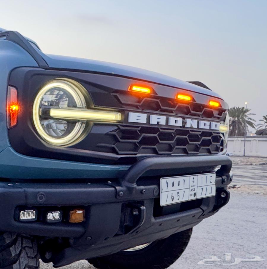 شبك برونكو اسود مطفي64366673378563110