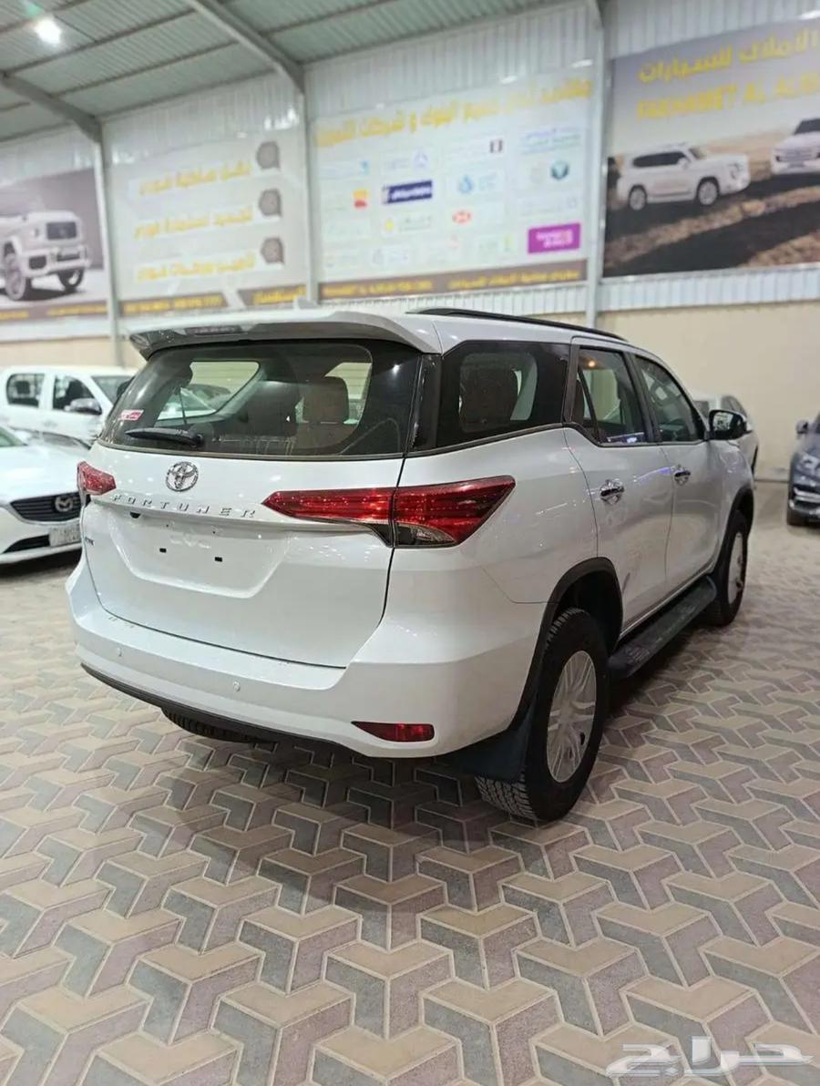 تويوتا فورتشنر GX2 بنزين 202564367114572801112