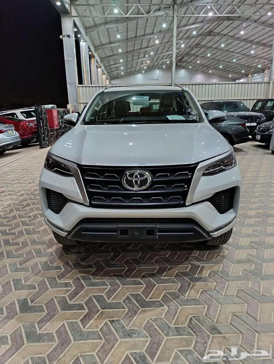 تويوتا فورتشنر GX2 بنزين 202564367114572801111