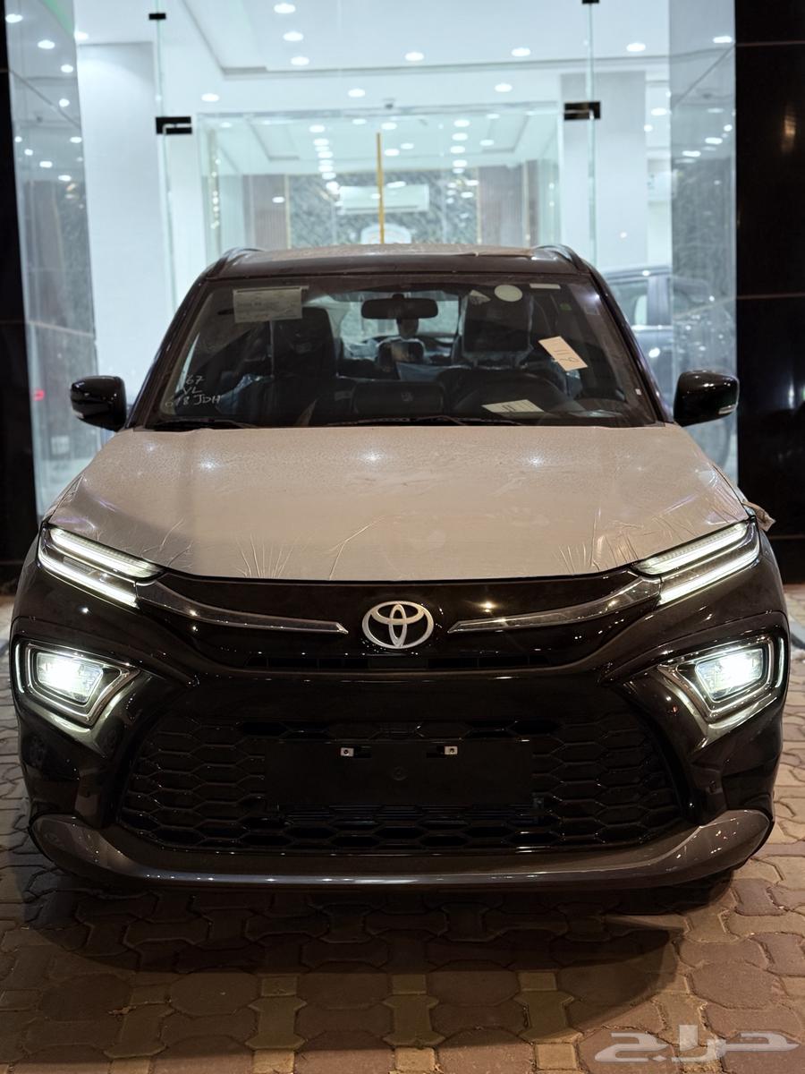 تويوتا اوربان فل كامل 2025 GLX64371511524099112