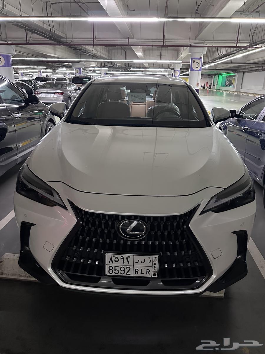لكزس NX 350 2024 نظيف جدا64365674161154110