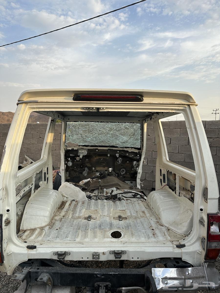 بودي ربع 2016 اغراض ويوجد قطع أخرى64371234637442110