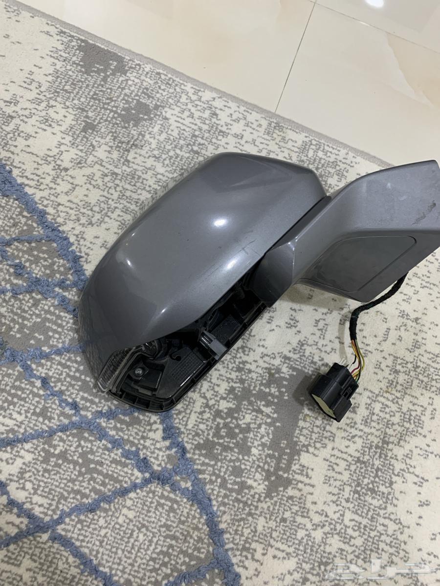 مرايه يمين64371964772098112