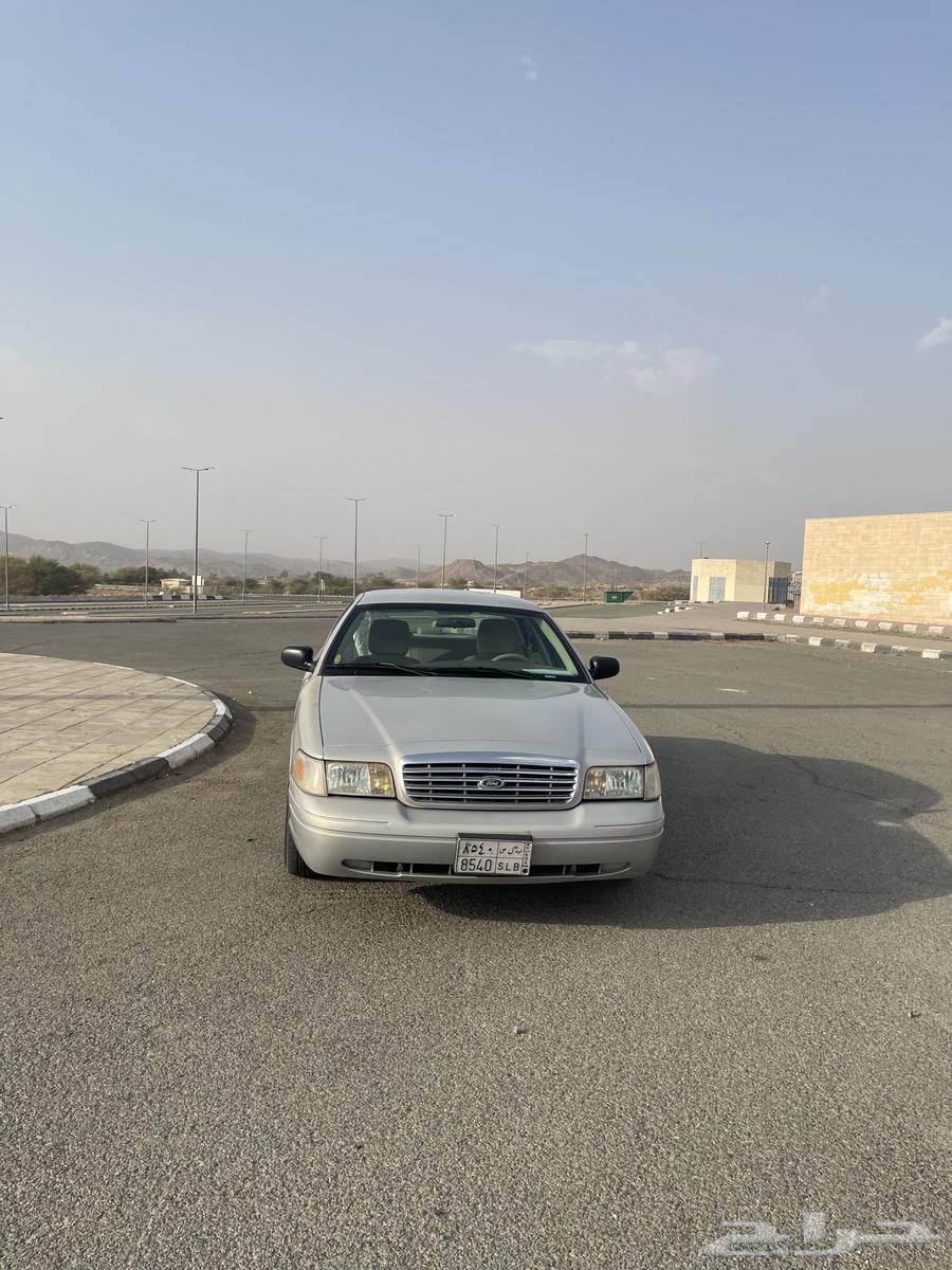 فورد فكتوريا64368149024259111