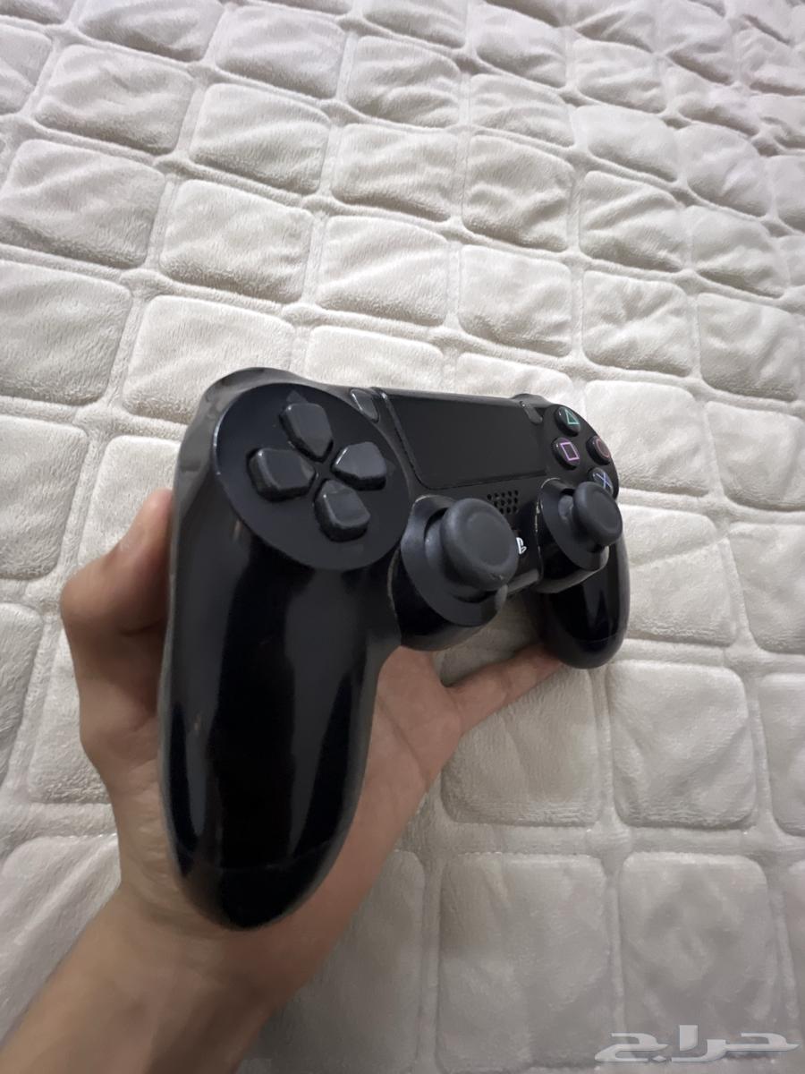 Original Sony PS4 controller with charger port damage64141911621506113