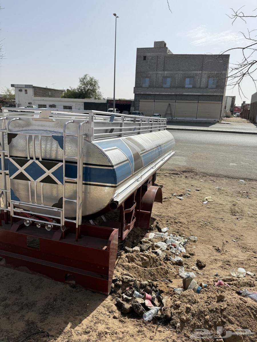 تانكي وايت عايدي64366395167617114