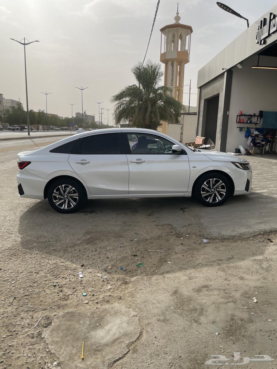 يارس 2023 نص فل ابيض64368951555075110