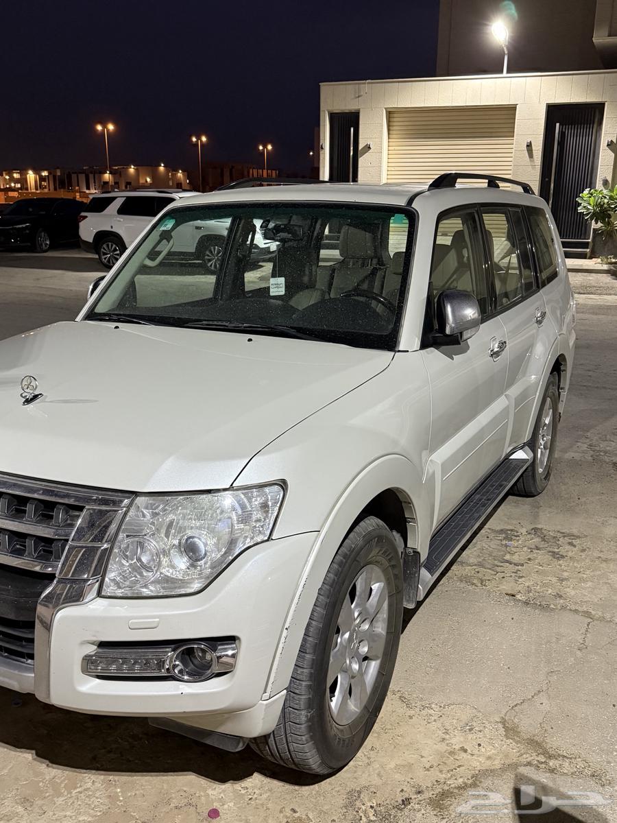 باجيرو 2016 ماشي 278 الف بدي وكالة وجميع المتحركات شرط64370182093953110