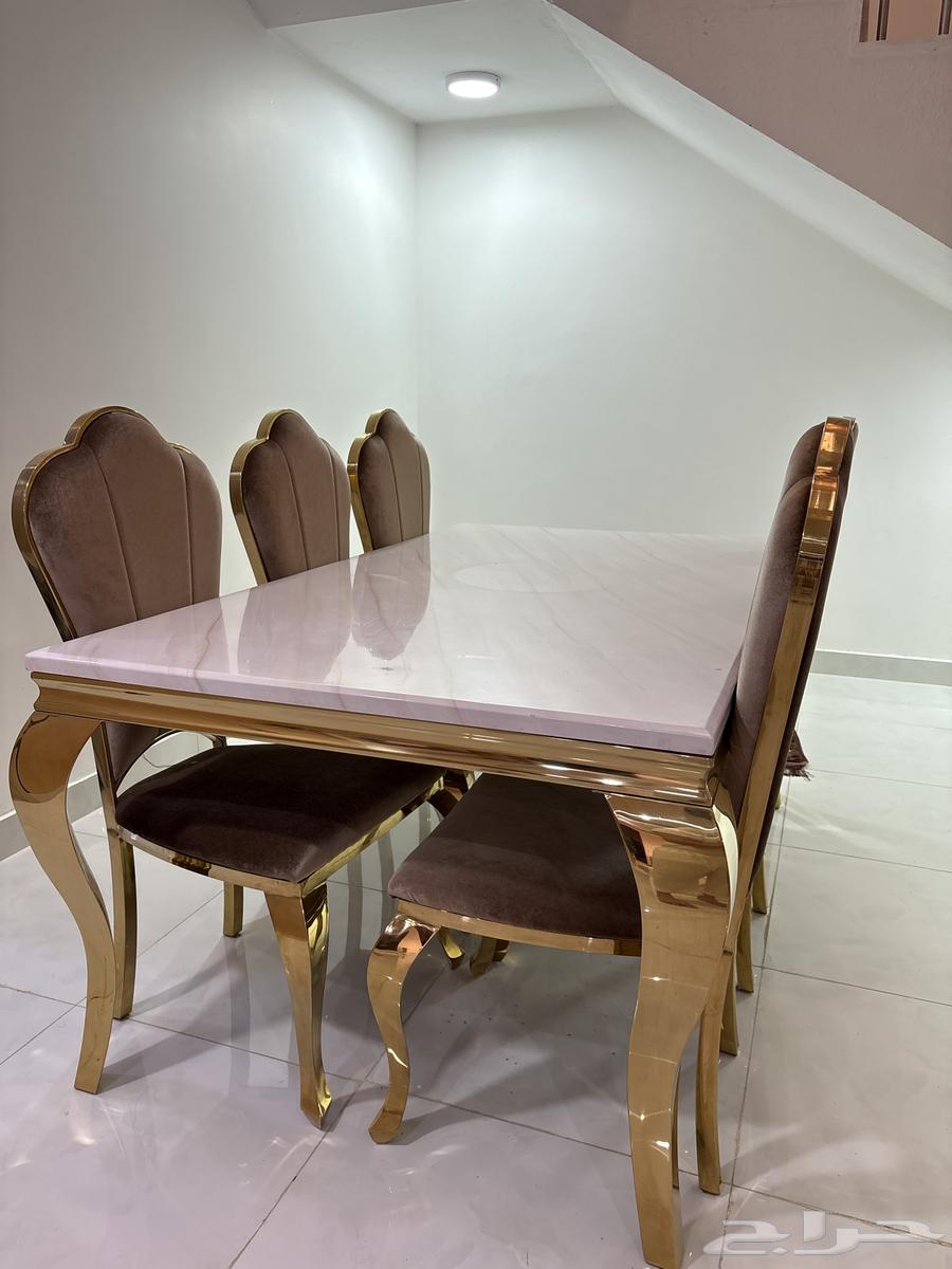 طاولة طعام للبيع64141547030915111
