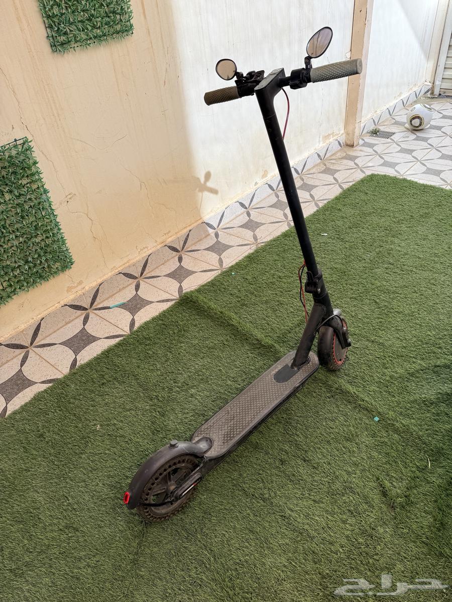 Foldable Electric Scooter in Good Condition64127652702082111