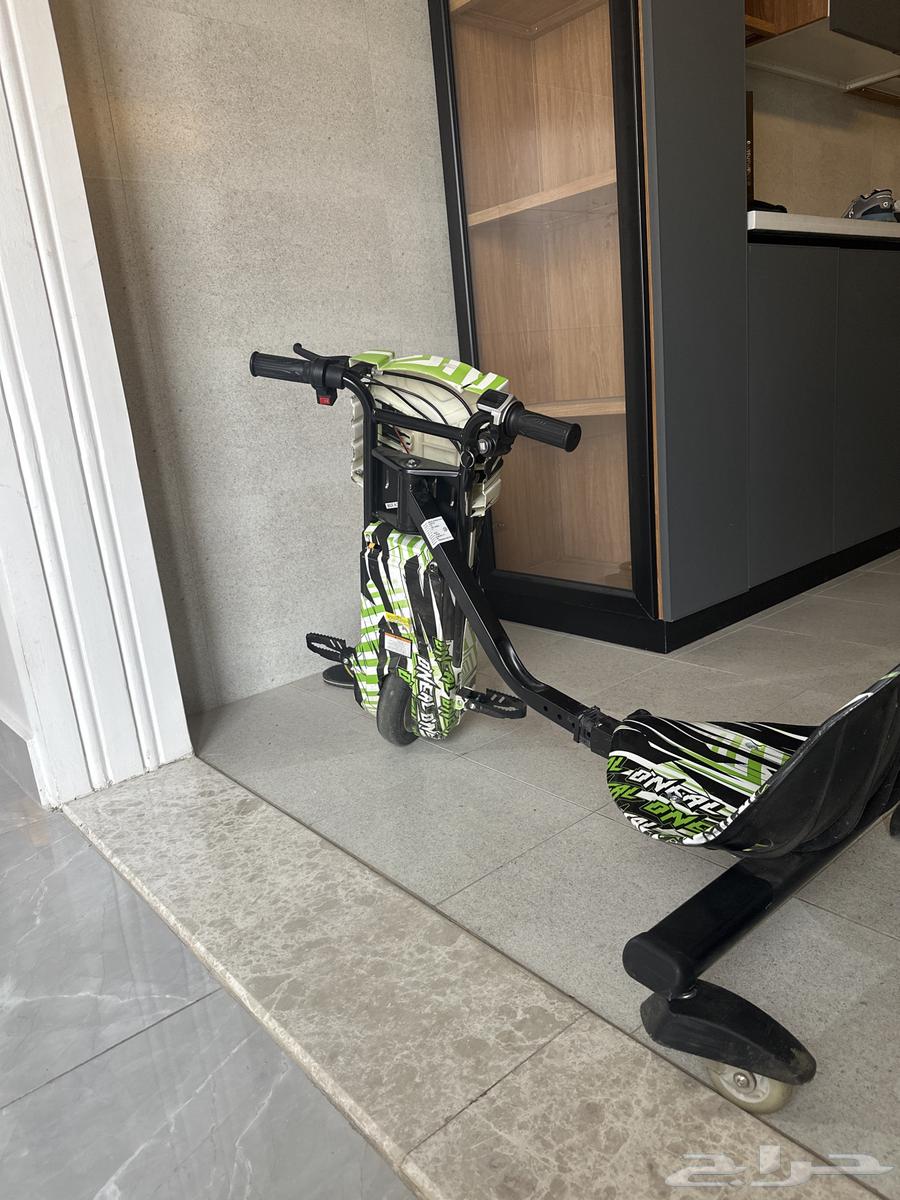 Drift scooter64130485444355111