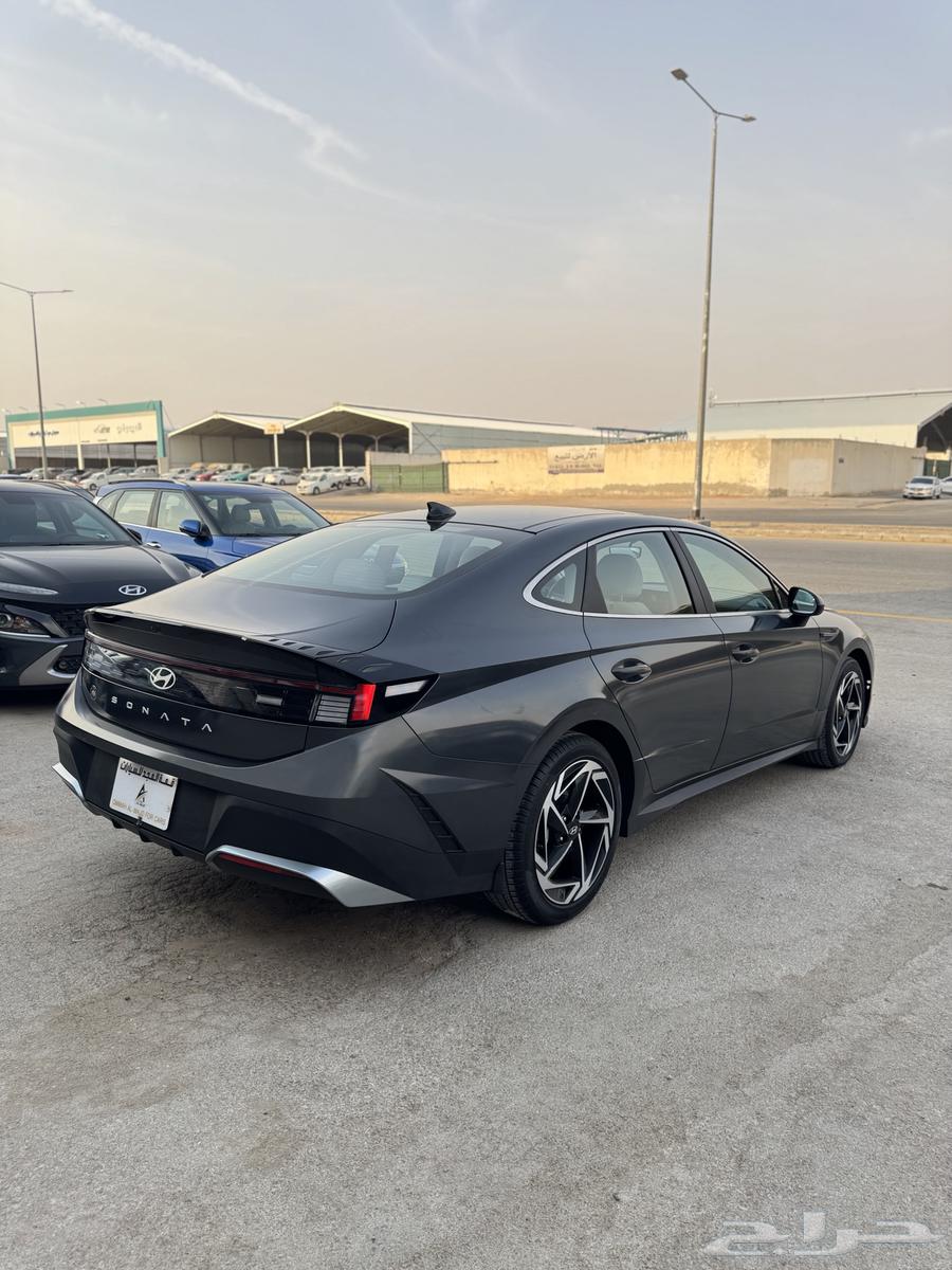 للبيع هونداي سوناتا 2025 - نص فل بحالة الوكاله64369381797379113