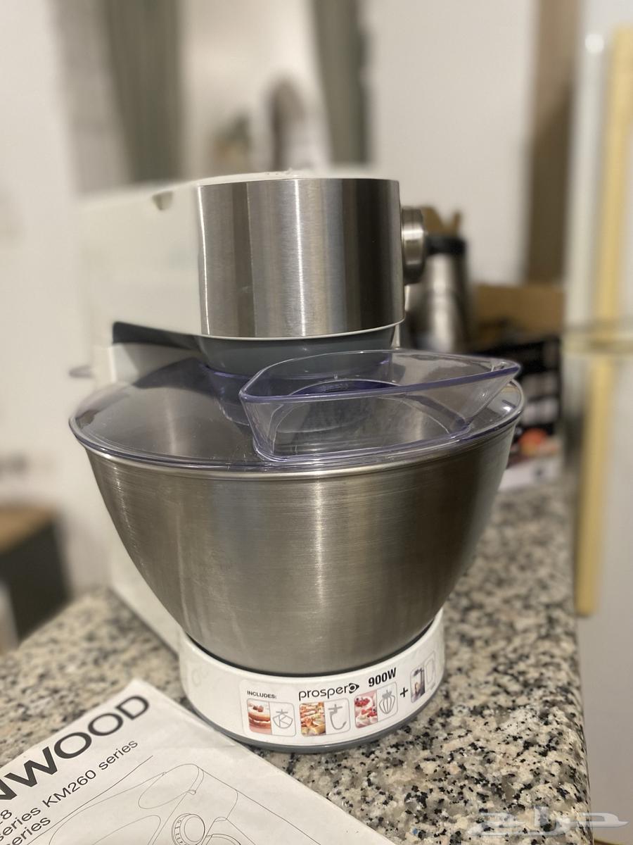 Stainless steel pots and Kenwood mixer64141530258435110