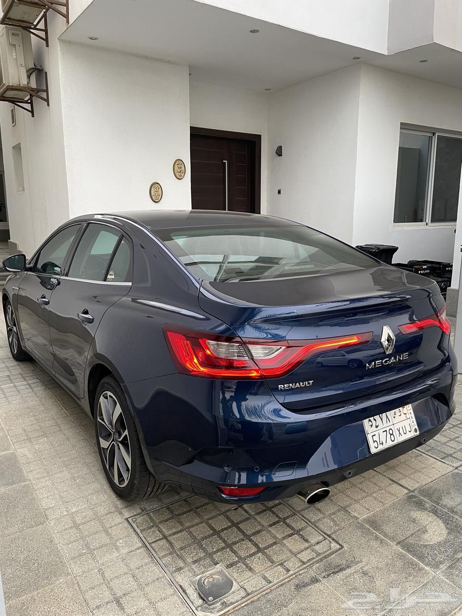 2018 رينو ميقان نص فل شاشة كبيرة64368659618690114