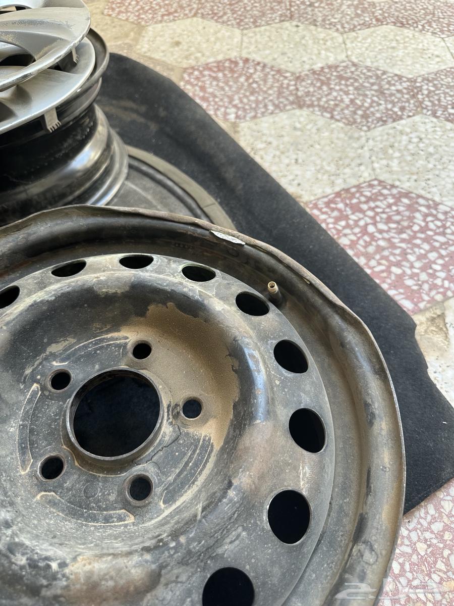 Rims and Tires64366804967681110