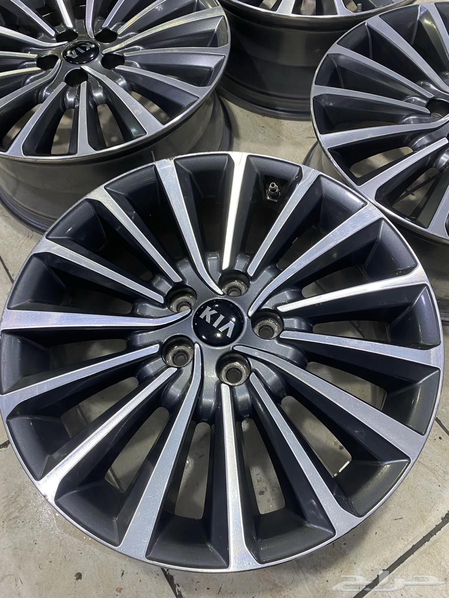 طقم جنوط كيا كدنزا مكحل مقاس 18 اصليه وكاله64365305977986114