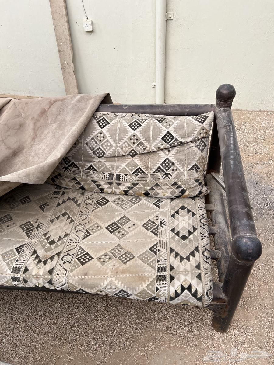 Outdoor seating chairs and tables64141550194177112