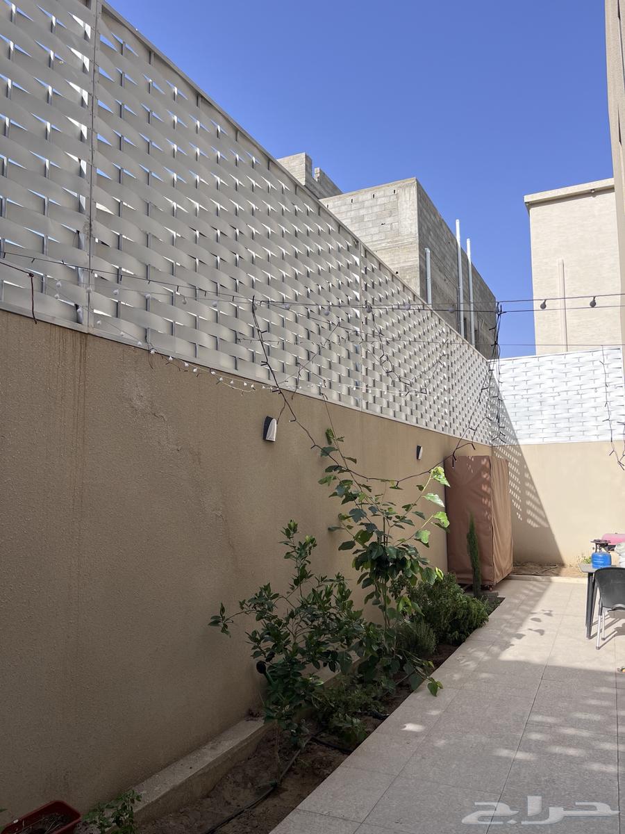 Iron fence64141550752515110