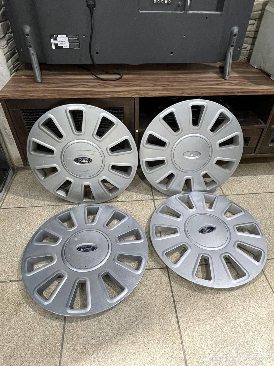 طياس فورد فكتوريا و قاعدة لوحة64371861814659110