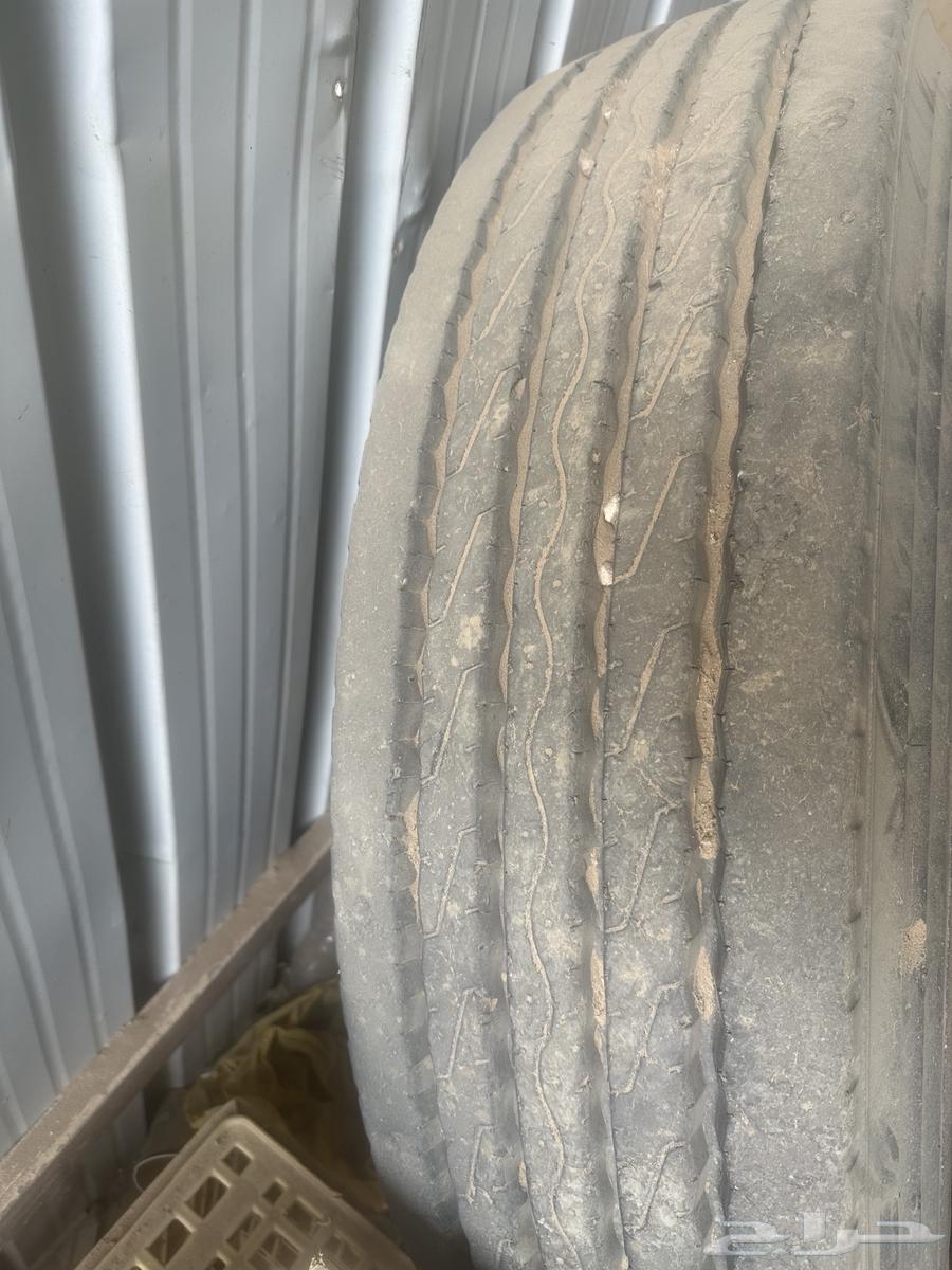 كفر شبه جديد مقاس 13R22 5 في بيشه على السوم64362862346755112