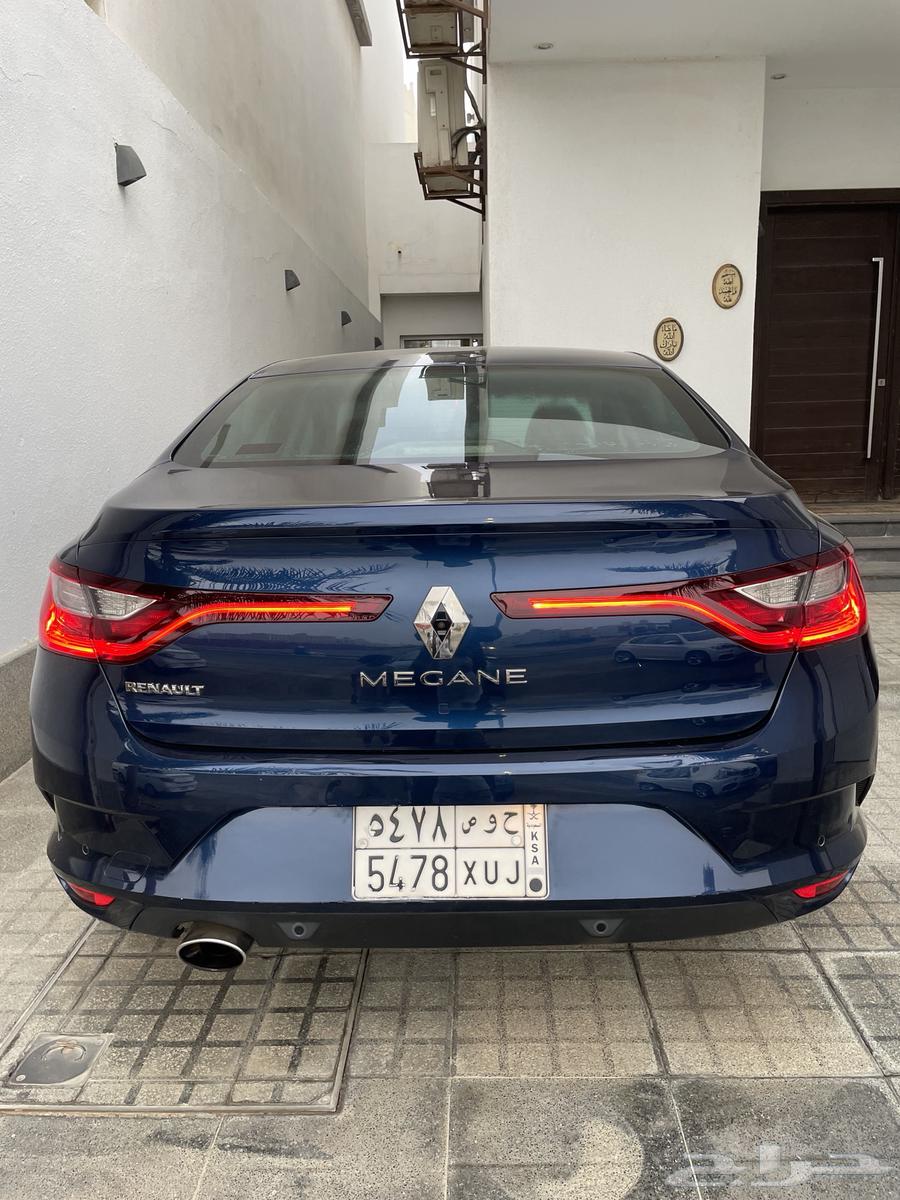 2018 رينو ميقان نص فل شاشة كبيرة64368659618690113