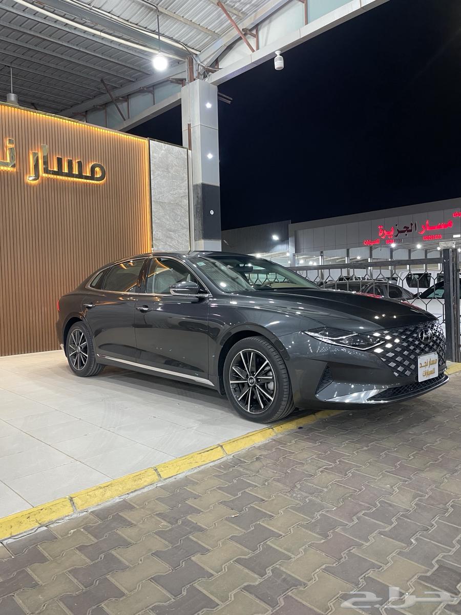 ازيرا موديل 2022((تم البيع))64362590133122112