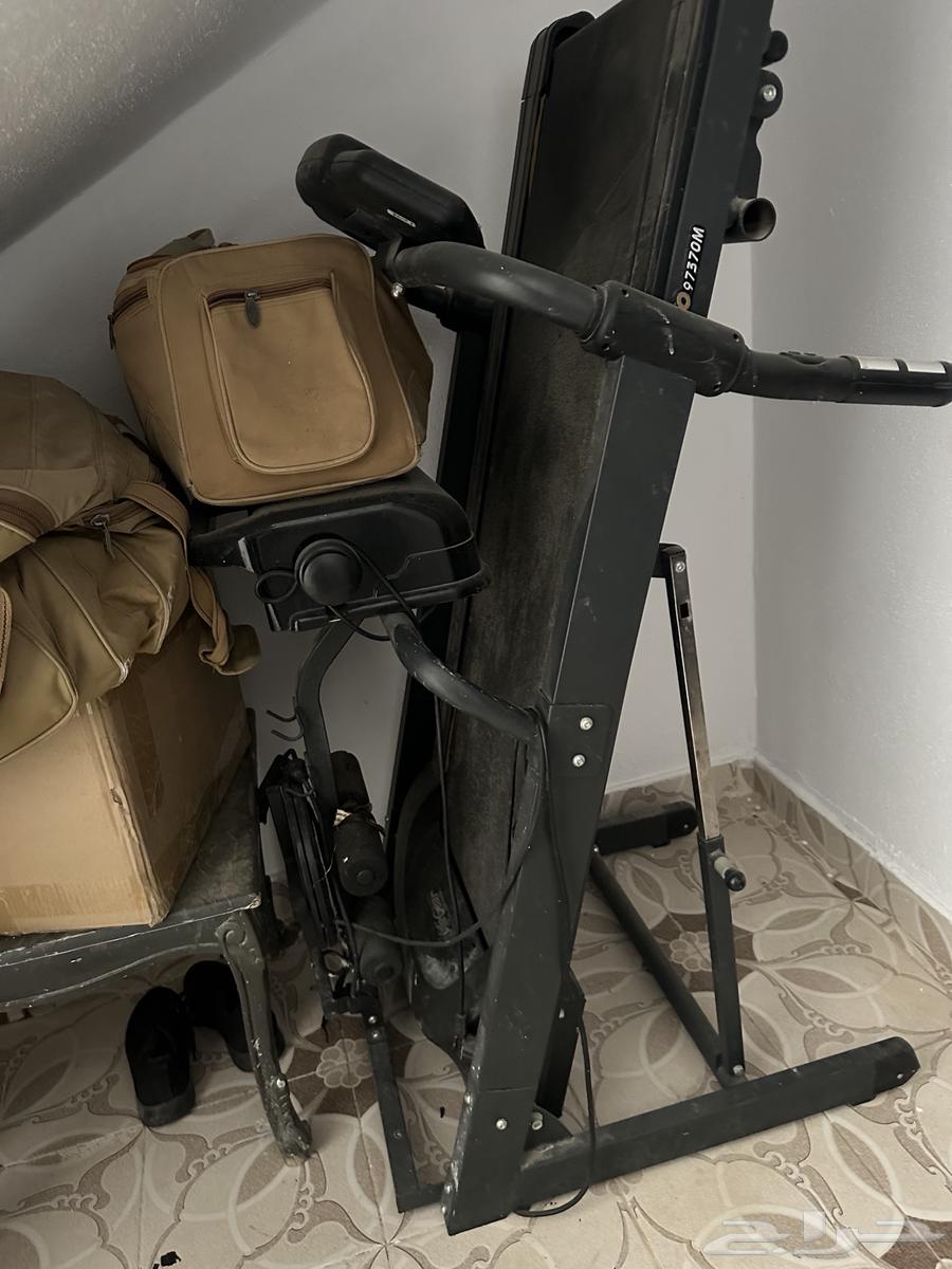 Treadmill with all accessories64141530111873111