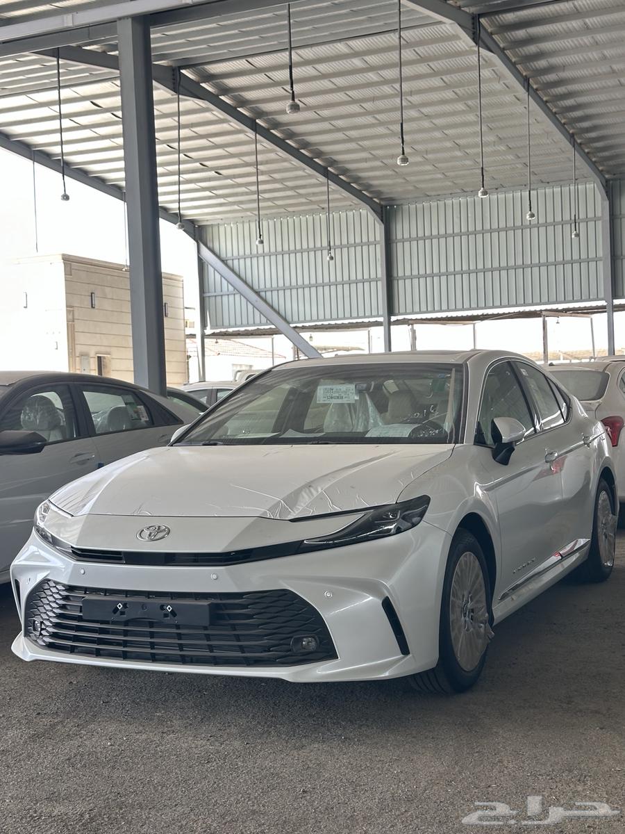 كامري بنزين LE موديل 2025 استلام فوري64363710831618113