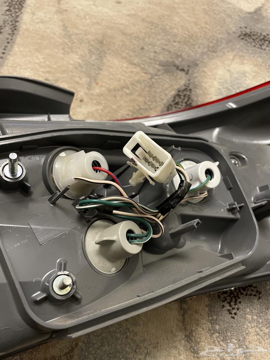 اسطب خلفي يسار يارس 201664371191192065114