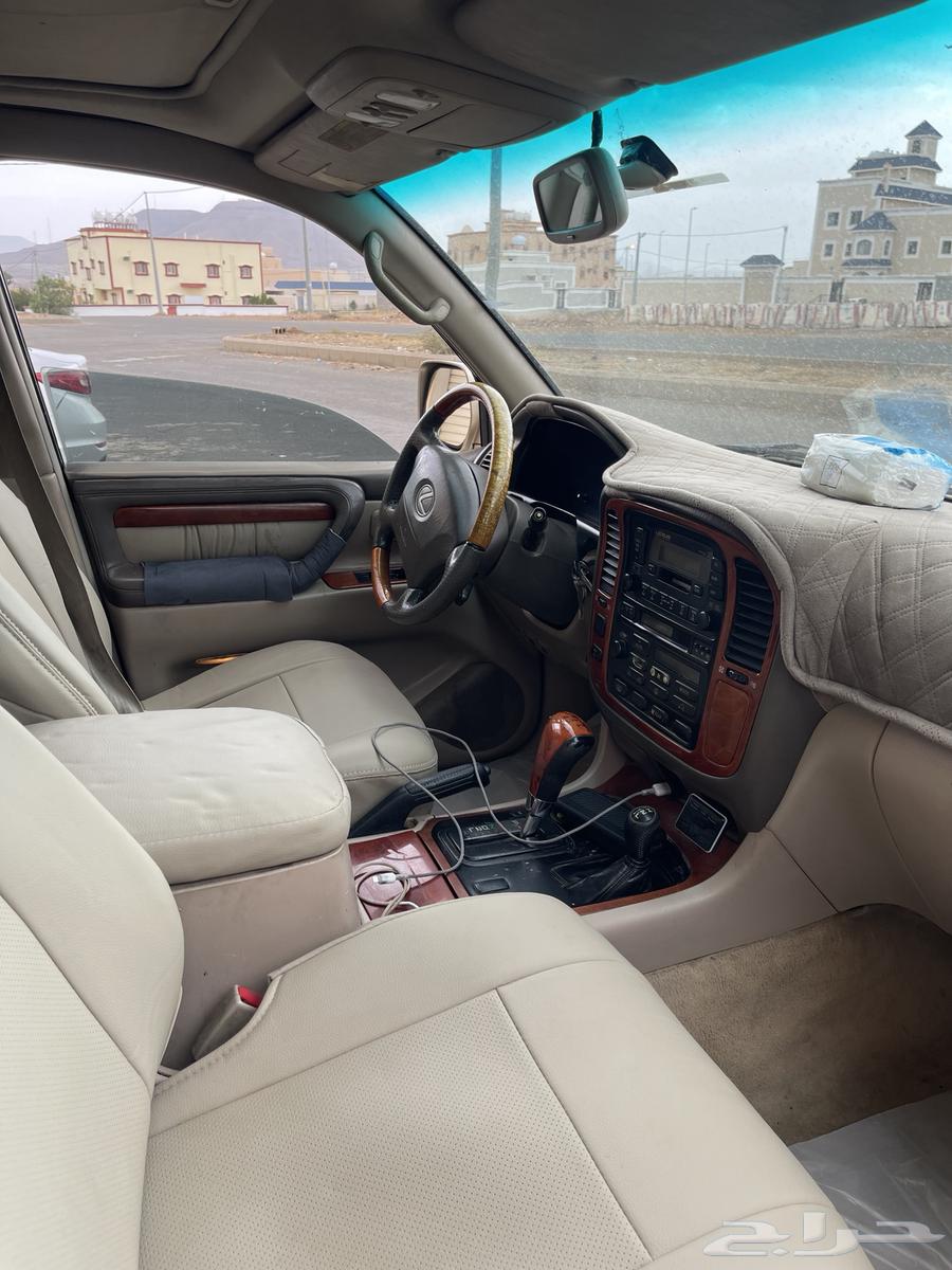 جيب لكزس 200264372244012547111